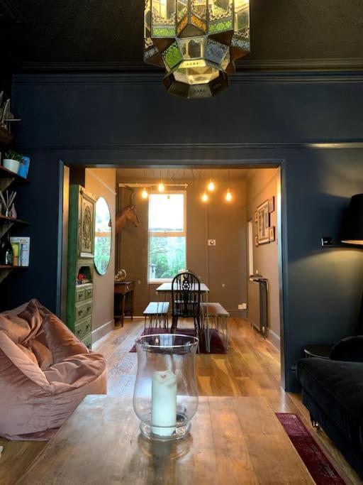 Chic Townhouse Near Tunnels Beaches Ilfracombe Bagian luar foto