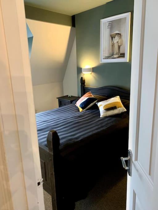 Chic Townhouse Near Tunnels Beaches Ilfracombe Bagian luar foto